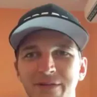 Дэн Хукер